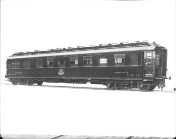 Speisewagen WR 4ü, Nr. 2090 D, CIWL, Teakholzaufbau, mit Aufschrift: Internationale Eisenbahn-Schlafwagen-Gesellschaft, 1911