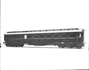 Speisewagen WR 6ü, Nr. 0814, Teakholzaufbau, mit Aufschrift: Deutsche Eisenbahn-Speisewagen-Gesellschaft, 1914